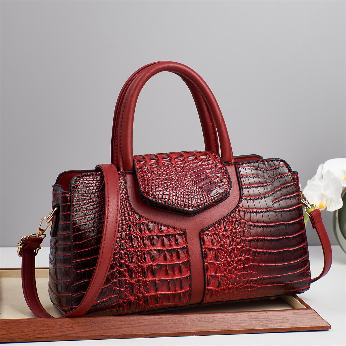 

Crocodile Bag New Design European and American Style Pillow Bag Boston Hand Bill Shoulder Bag Big Bag Splicing Female Bag .
