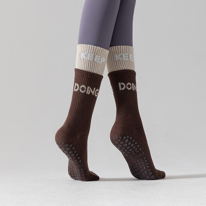 Yoga Socks, Women's Pants, Fitness and Sports, Yoga Anti-slip Socks, Thickened Fake, Two Pieces, Skipping Rope and Dancing Socks