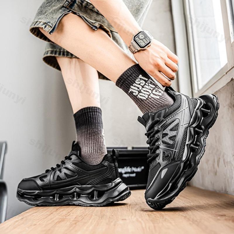 Men's Niche Mesh Breathable Low Top Casual Thick Soled Sports Shoes 2026 Autumn Fashi Trend Versatile N Slip Chunky sneakers