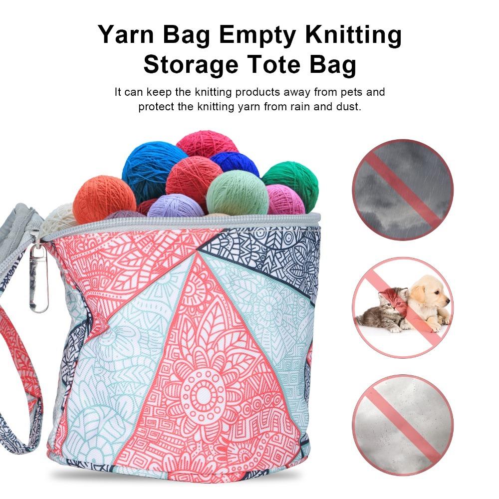 

Empty Round Knitting Storage Tote Bag Small Crochet Bag Organizer For Travel Blue Geometry