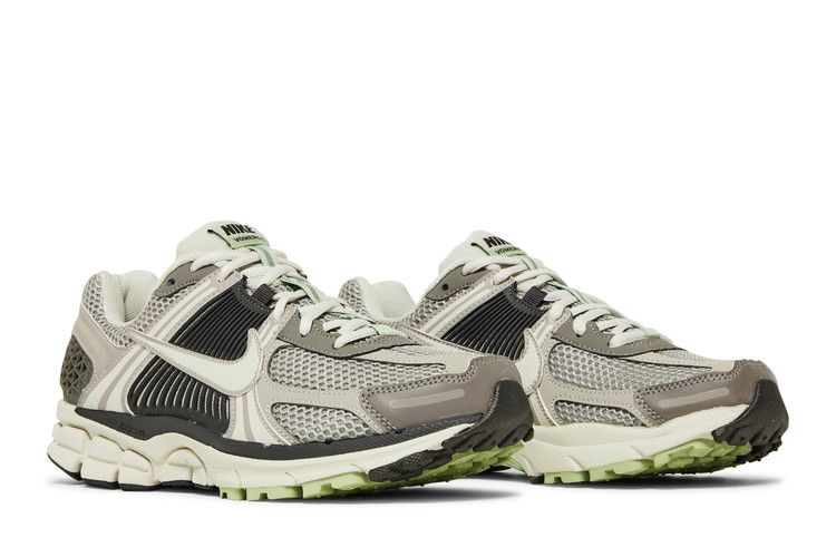 Nike Zoom Vomero 5 Cobblestone Flat Pewter (Women's) Sneakers