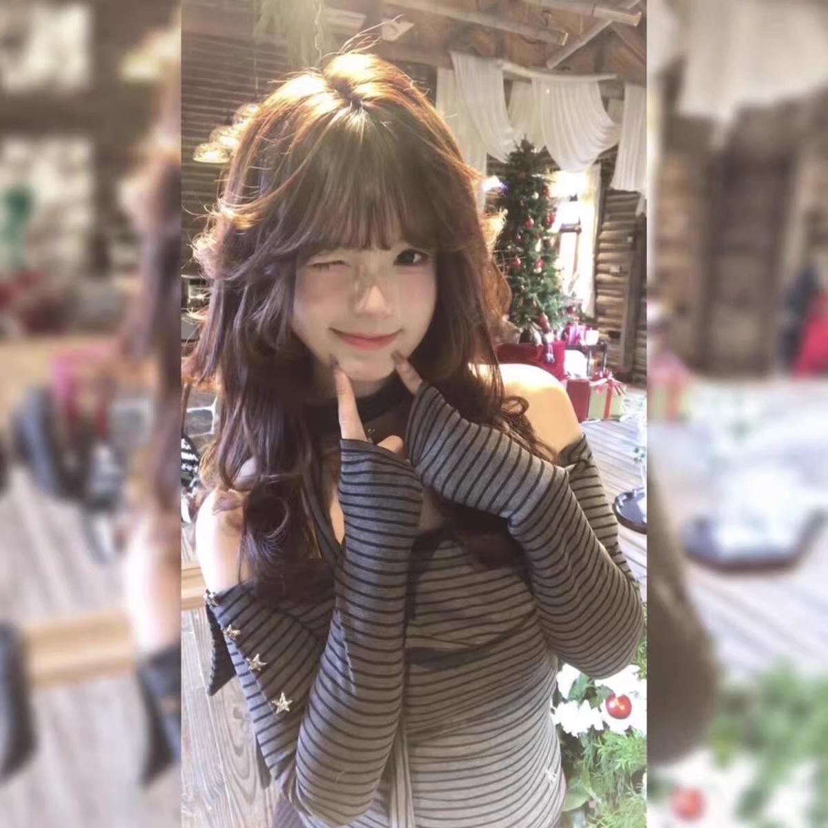 Women s Chic One-Shoulder Striped Long-Sleeve T-Shirt - Slim-Fit, Flattering, Spring Style XL