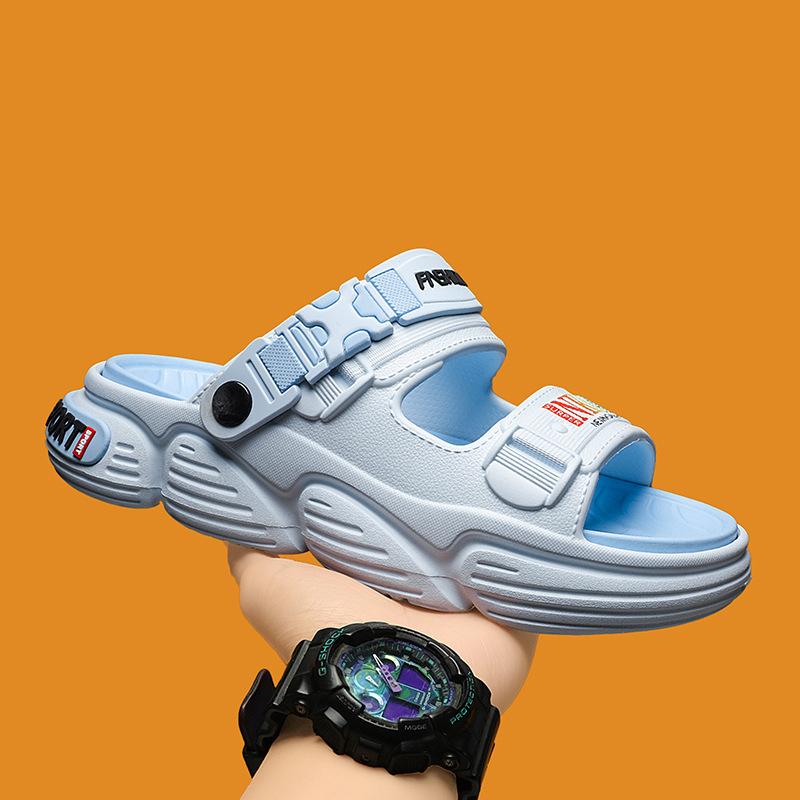 Men's sandals are new in summer, fashionable and versatile, personalized thick bottom, comfortable to step on shit, two wear one-word drag, seaside t