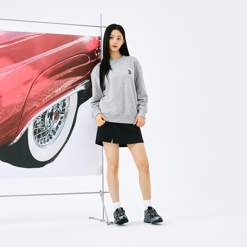 New MLB MONOGRAM Collection Boston Red Sox 24FW Crew Neck Sweatshirt Unisex Light Gray 3AMTM0444-43MGS