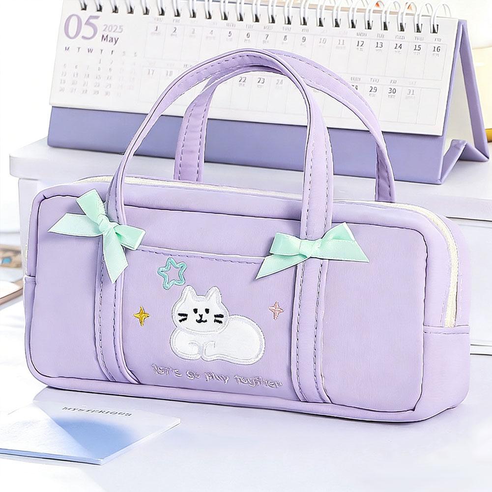 

Cartoon Cat Embroidery Pencil Case Bowknot Large Capacity Handheld Korean Stationery Bag Pastel Makeup Pouch for Teen Girls School фіолетовий