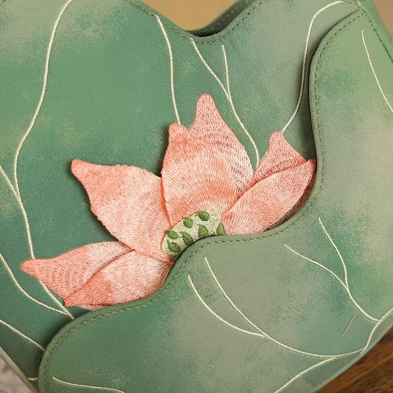 Kicsi kínai stílusú válltáska nőknek, kifinomult virágos hímzéssel, tervezői kézitáska lótusz-szitakötő akcentusokkal, könnyű, hétköznapi, formális öltözethez