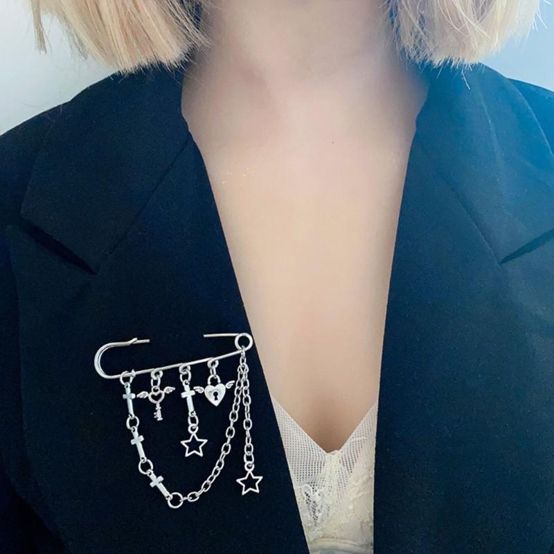 Koreanische Sternkette Brosche für Damen Herren Anzug Dekoration Quasten Kette Sicherheitsnadel Handtasche Schuhe Ornament Schmuck Accessoire
