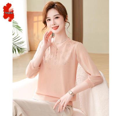 Floral V-Neck Seven-Quarter Sleeve Pullover Top