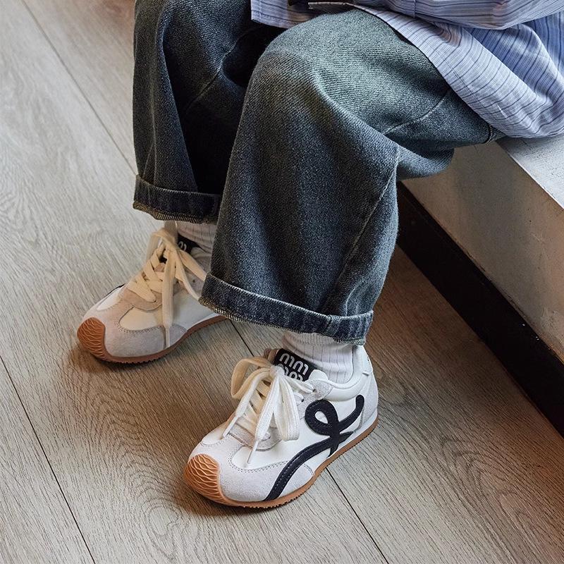 Girls' Sports Shoes 2025 Spring and Autumn New Children's Forrest Gump Shoes Soft Sole Breathable Casual Board Shoes Boys' Moral Training Shoes