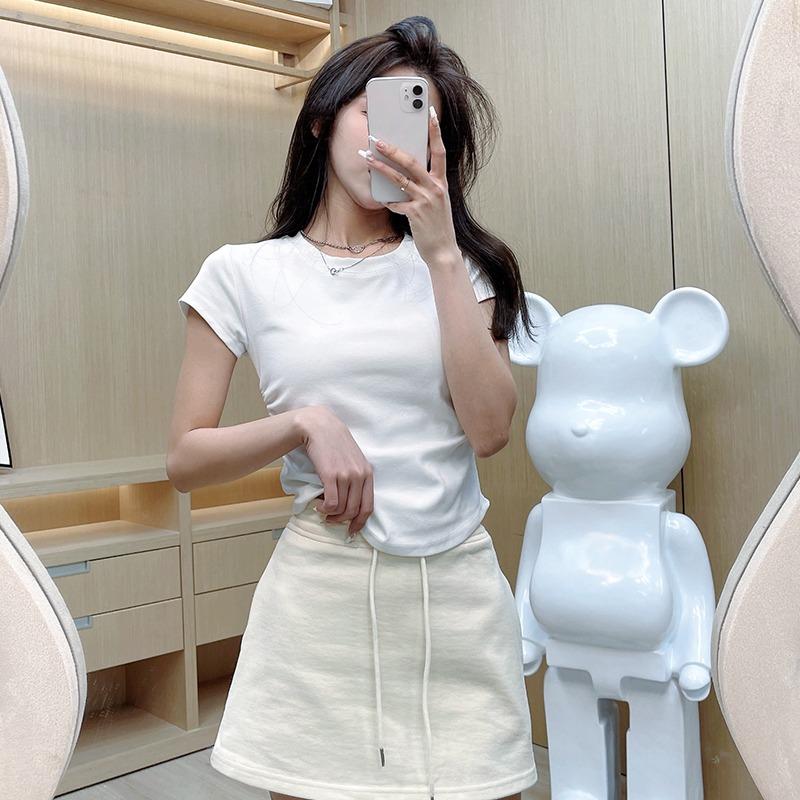 Fashion Round Neck Short Sleeve Casual T-shirt for Women Summer New Solid Slim Fit Elegant Loose Women's T Shirts Simple Pleated Crop Tee Tops 26366