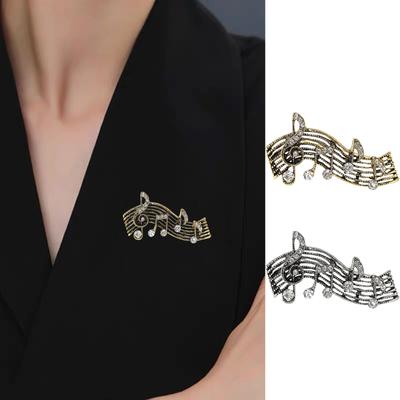 Broche de aleación retro con diamantes de imitación, personalizado y versátil para hombres y mujeres, abrigo de traje, broche de joyería con flores en el pecho