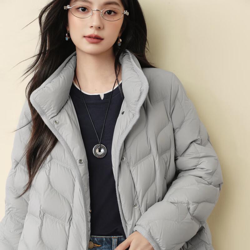 SEIFINI Women's Lightweight Hooded Puffer Down Jacket