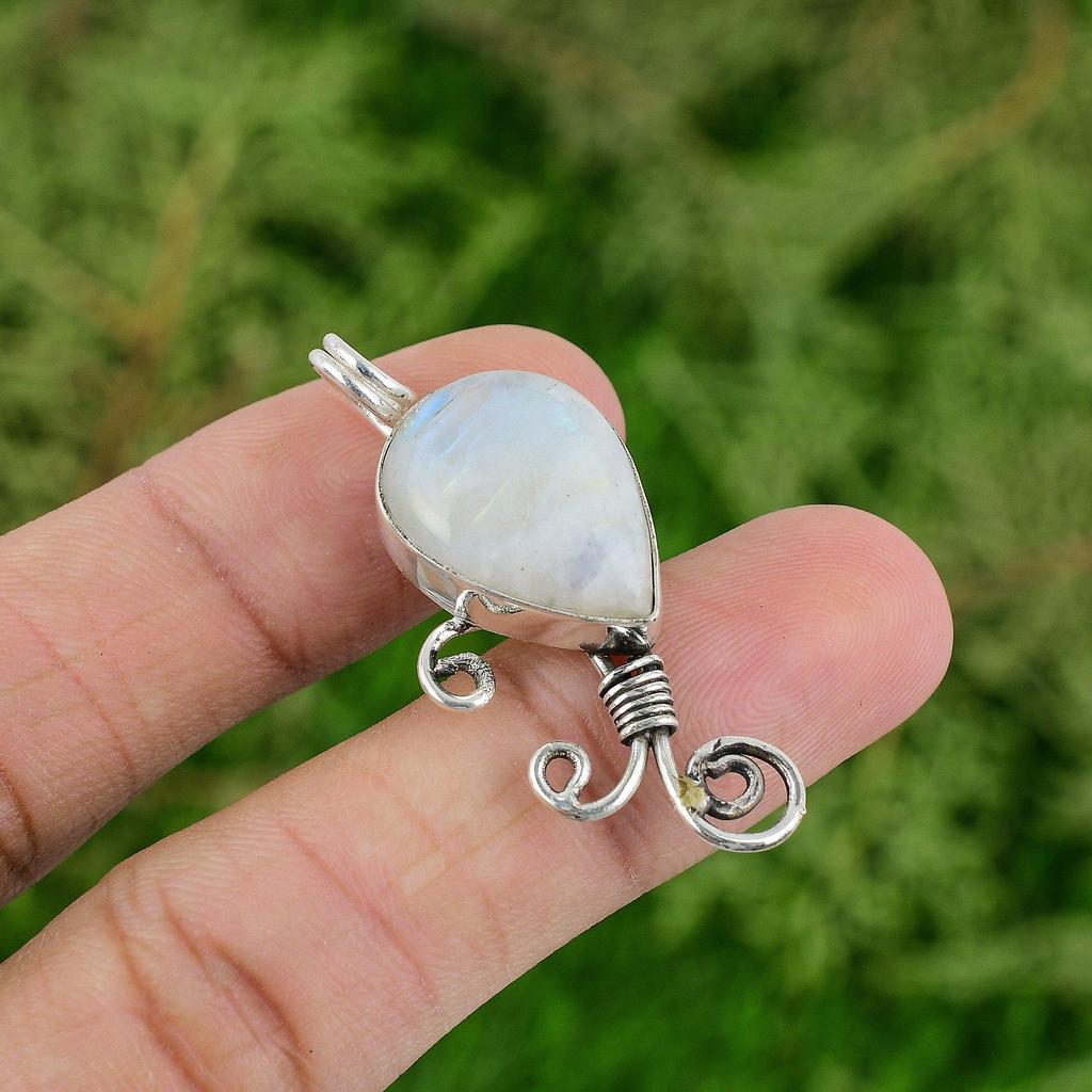 925 Sterling Silver Rainbow Moonstone Gemstone Wife Bezel Ethnic Pendant Jewelry