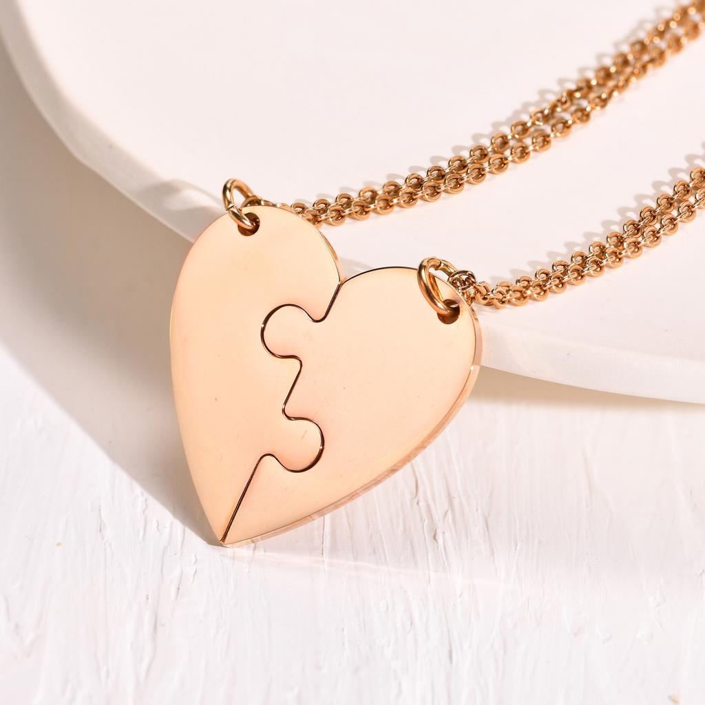 Custom Engrave BFF Friendship Necklaces for 2 Best Friends Gifts, Couple Heart Love Forever Pendant Female BFF Necklaces Set