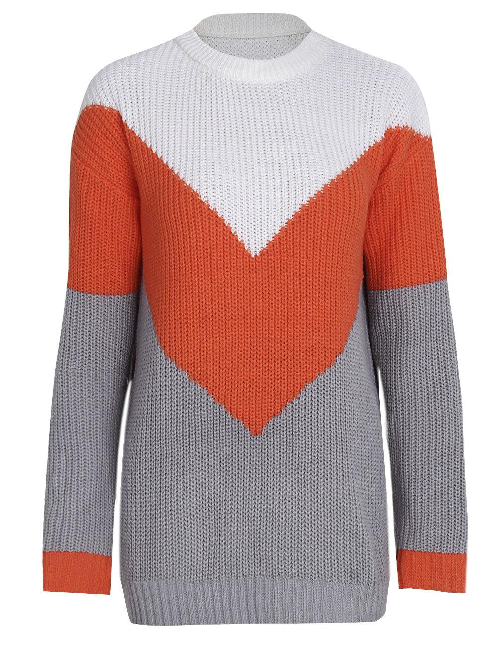 Женский свитер с круглым вырезом в стиле пэчворк — фото 3