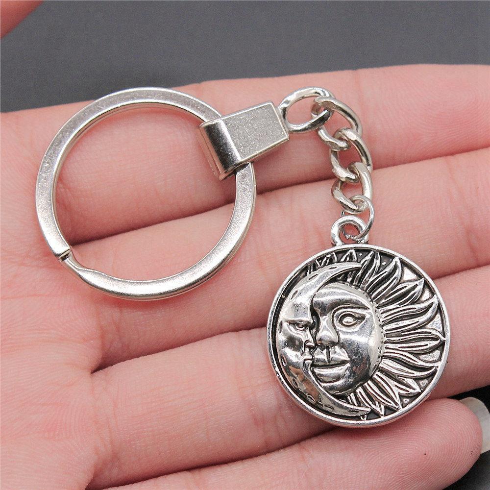 30mm Keychains Sun Moon Pentagram Vintage Jewelry Supplies QY047