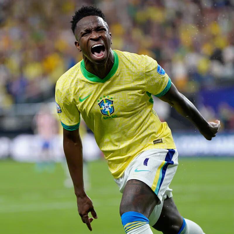 Nike Men s 2024 Brazil Home Player Soccer Jersey L