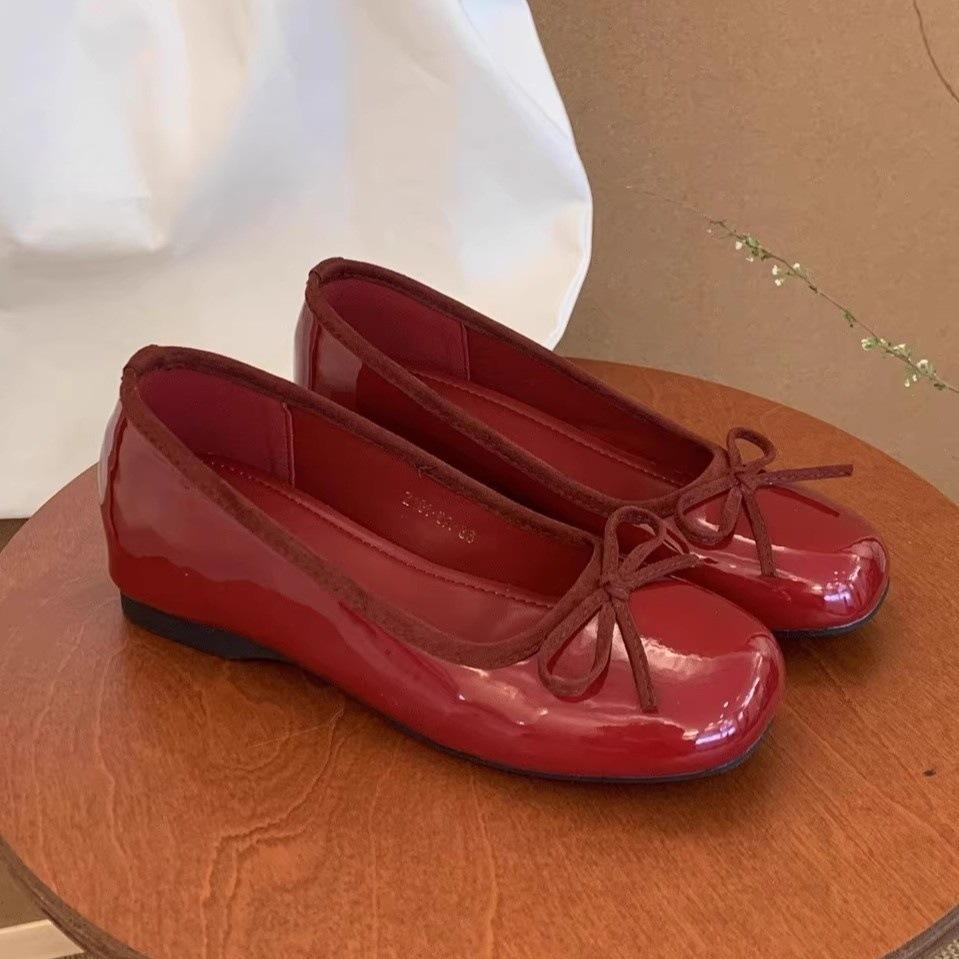 Inner heightening bow red light mouth single shoes women's 2025 spring new French gentle temperament commuter ladyshoes