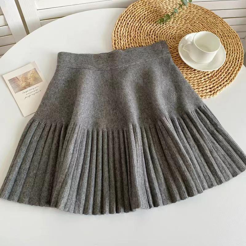 "2024 Autumn High-Waist A-Line Pleated Knit Skirt for Women"