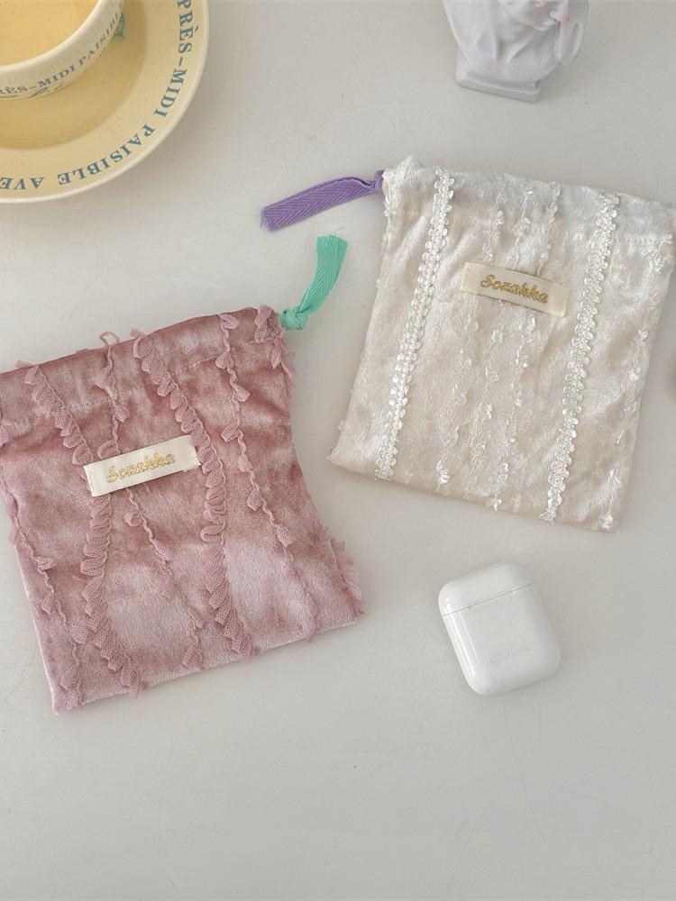 Elegant Lace Cloth Drawstring Bag Female Daily Cosmetic Organizer Pouch Portable Earphone Key Sundries Mini Coin Hand Purse