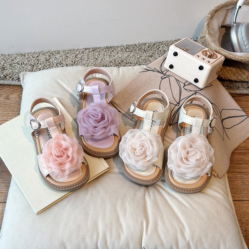 Girls Princess Shoes T-strap Big Flowers Kids Sandals Ins Trendy 2025 Summer New Girls Beach Shoes Non-slip Soft Sole Sweet
