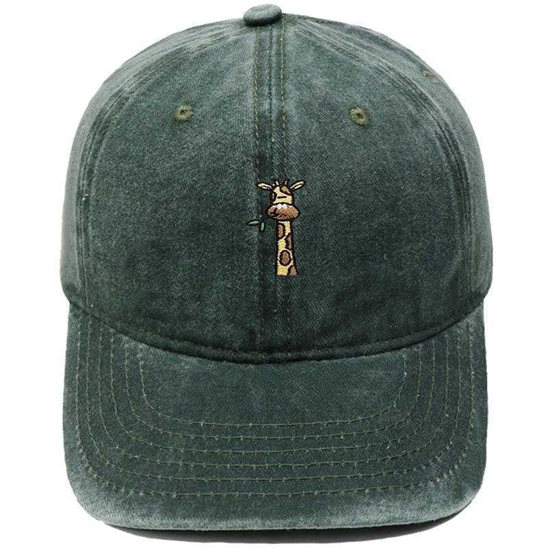 Cute Giraffe Embroidered Baseball Cap Animal Washed Retro Dad Hat Men's and Women's Casual Outdoor Sun Hat
