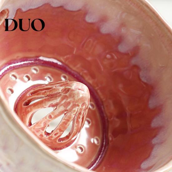Small Fruit Strainer Ceramic Berry Washing Bowl, Swirl Design Rinse Colander with Handle Easy Clean Container And Drain Holes, Cleaning Bowl