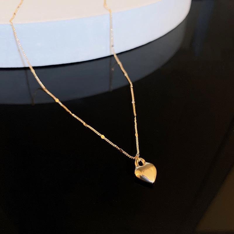 Minimalist Titanium Steel Clavicle Necklace with Pearl Pendant for Women - Versatile Cold Style Fashion Jewelry