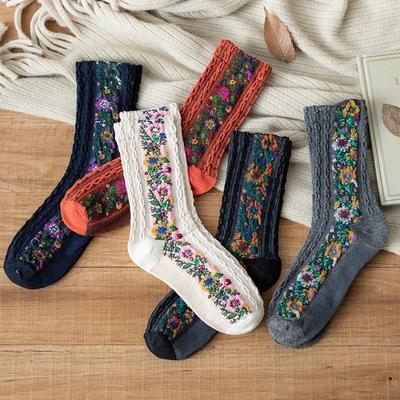 Chaussettes classiques à fleurs pour femmes, tendance, mignonnes, pour le printemps et l'automne, idéales pour les cadeaux créatifs et les accessoires