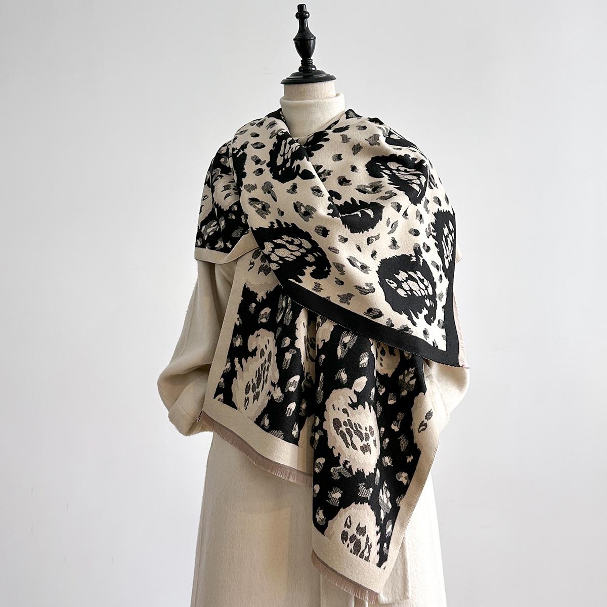 

Luxury Cashmere Paisley Scarf Winter Women Pashmina Shawls Warm Blanket Wraps Female Foulard Bandana Brand Thick Scarves Hijab