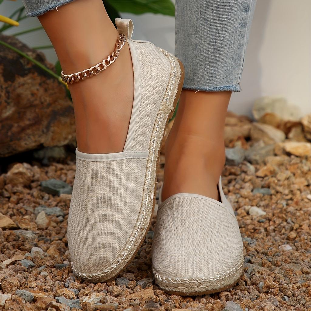 Women's 2025 Fall New Arrival Round-Toe Slip-On Casual Comfortable Flat Oversized One-Step Bean Shoes