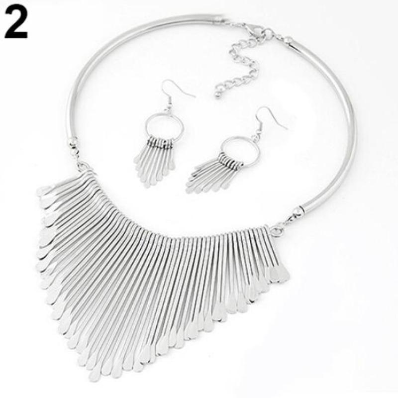 Damenmode Luxus Quaste Anhänger Halsband Halskette Haken Ohrringe Schmuckset