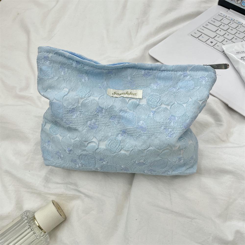 

Маленькая свежая косметичка, подкладка-сумка большой вместимости, сумка для хранения средств по уходу за кожей, туалетная сумка с жаккардовым узором «роза». синий