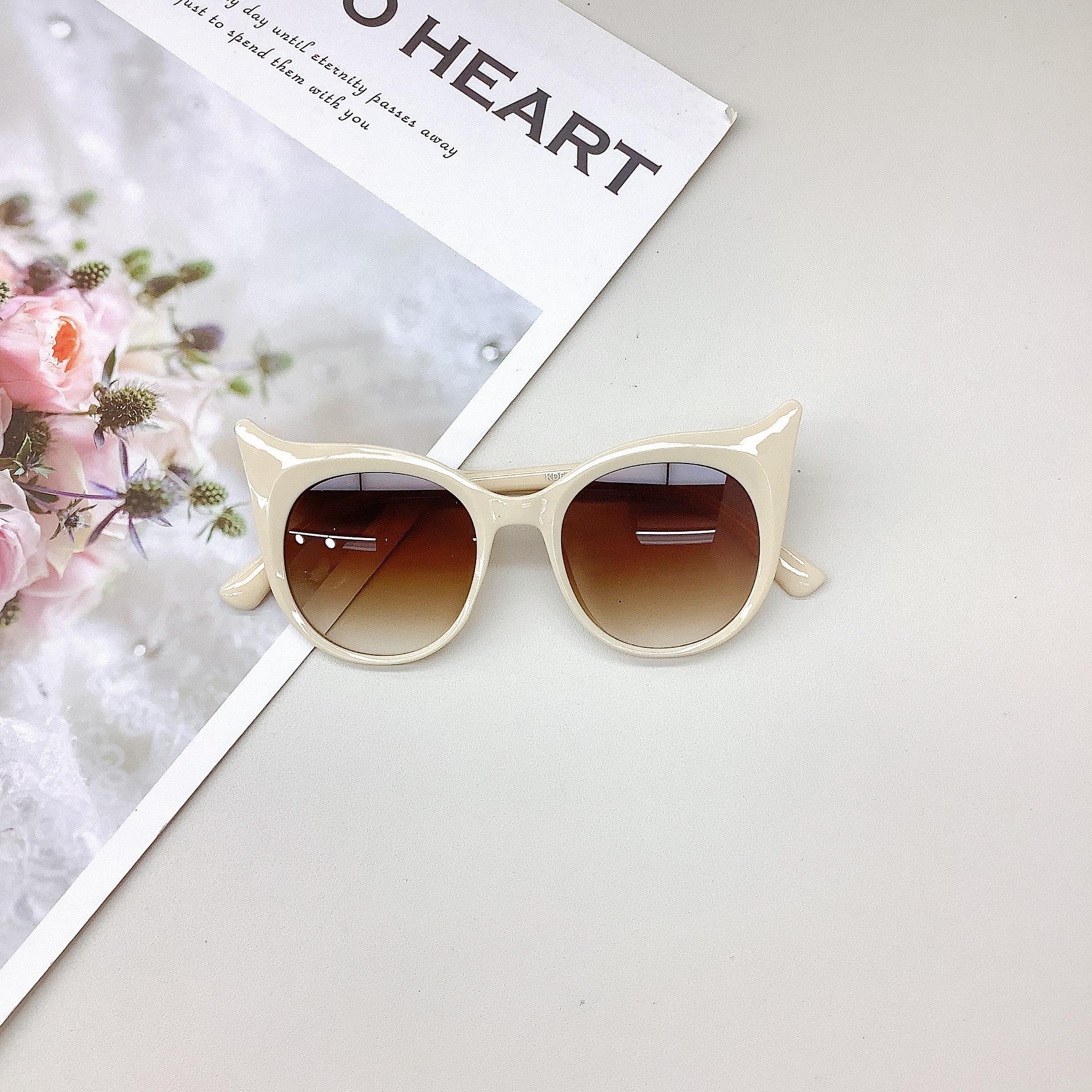 

Ретро детские солнцезащитные очки для шоу, симпатичные солнцезащитные очки для защиты глаз, солнцезащитные очки с защитой от ультрафиолета бежевый