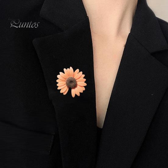 Brooch Pin Chrysanthemum Gap Japan Style Unisex Cartoon Floral Couple Brooch Clothes Decor