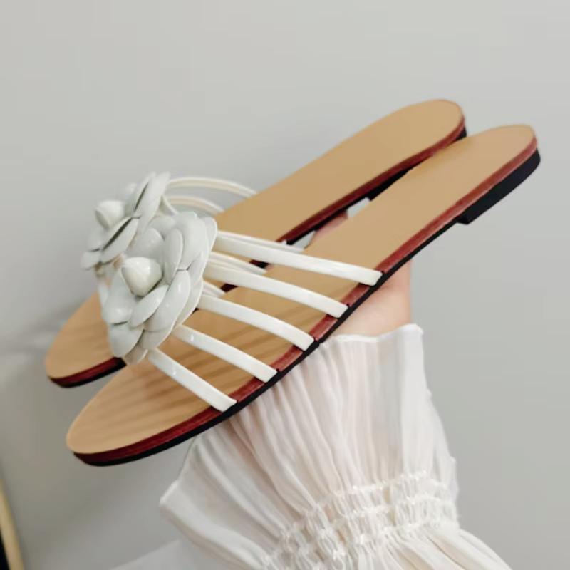 Comfortable Flower Design Narrow Strap Ladies Slippers 2025 Summer Beach Sweet Flat Casual Shoes Women Pumps Zapatos De Mujer
