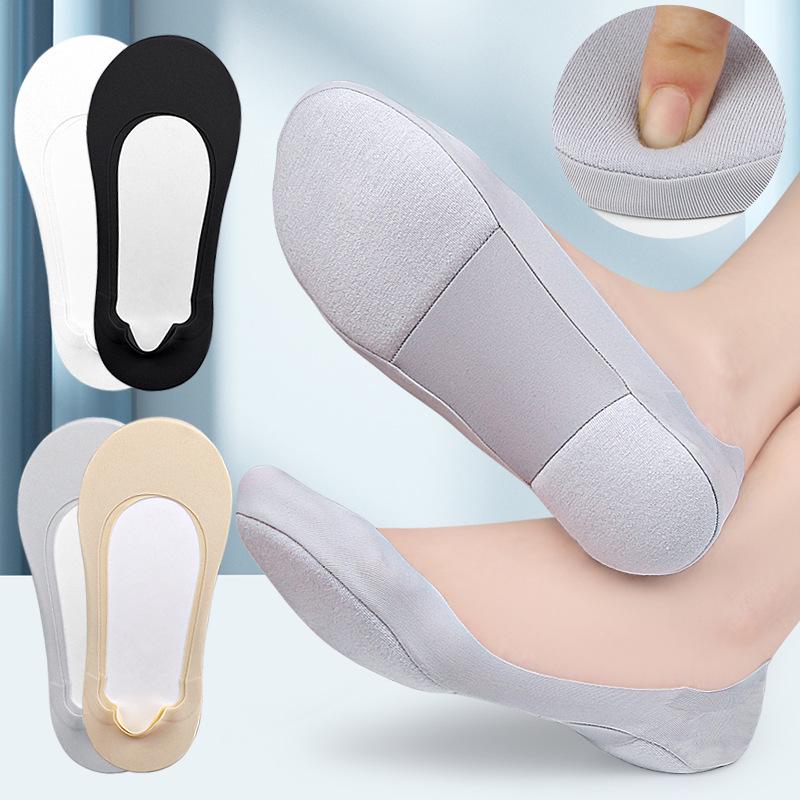 Women's Non-Slip Low-Cut Boat Socks with Arch Support and Shock Absorption