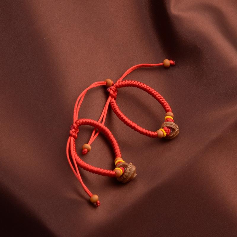 Red Peach Wood Axe Pendant: Wedding, Fortune, and Housewarming Blessings