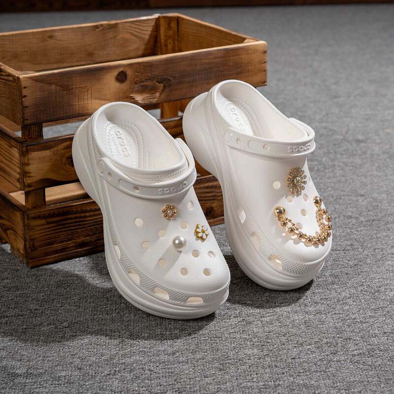 

Crocs Women s ClogBAE Retro Sandals M8