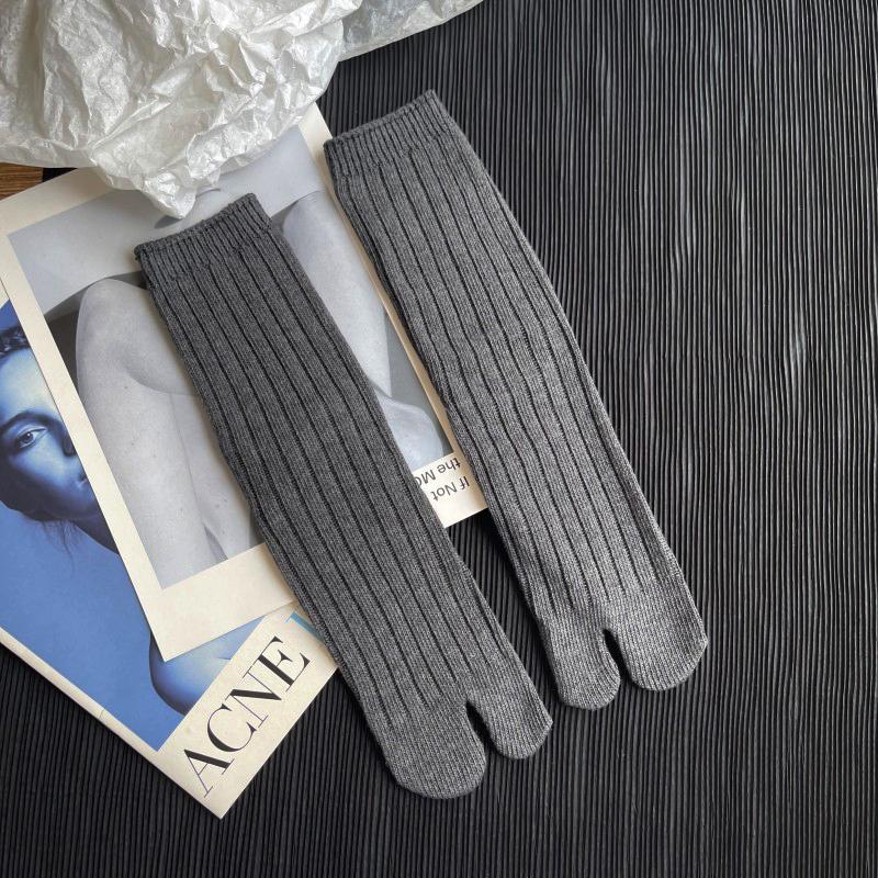 

Высококачественные хлопковые женские двухносые весенне-осенне-зимние теплые носки модные ретро полосатые японские носки таби толстые нитки иглы Size 35-41