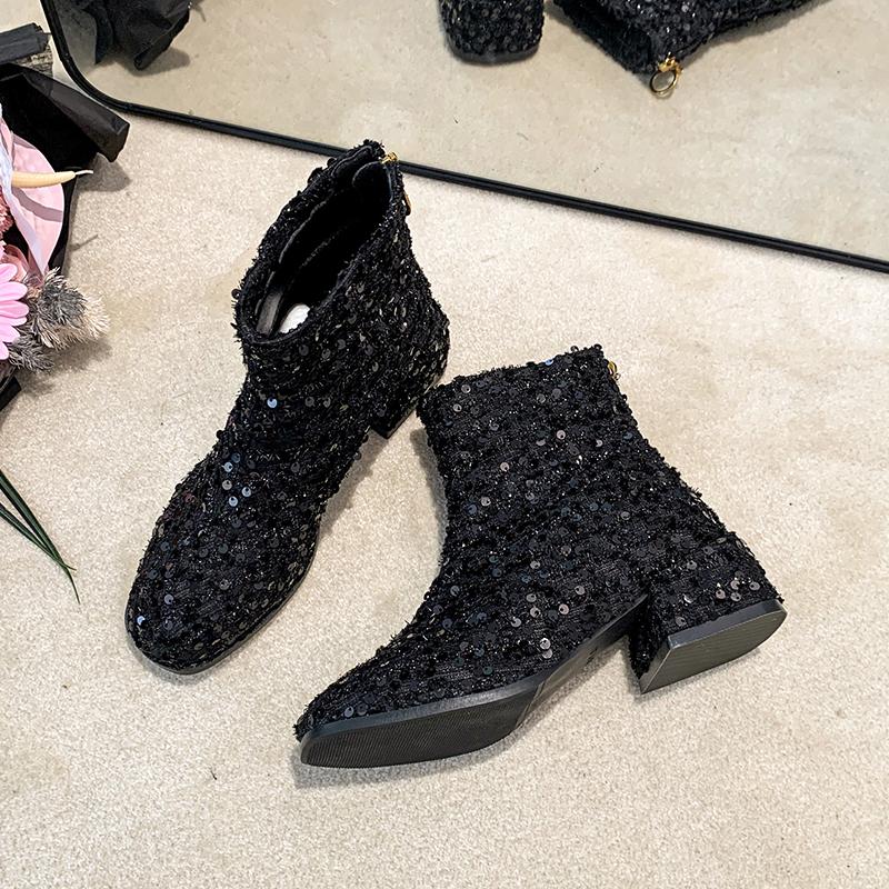 Módní internetové celebrity semišové kotníkové boty dámské robustní podpatek 2025 nová zimní móda temperament všestranné boty do poloviny lýtka