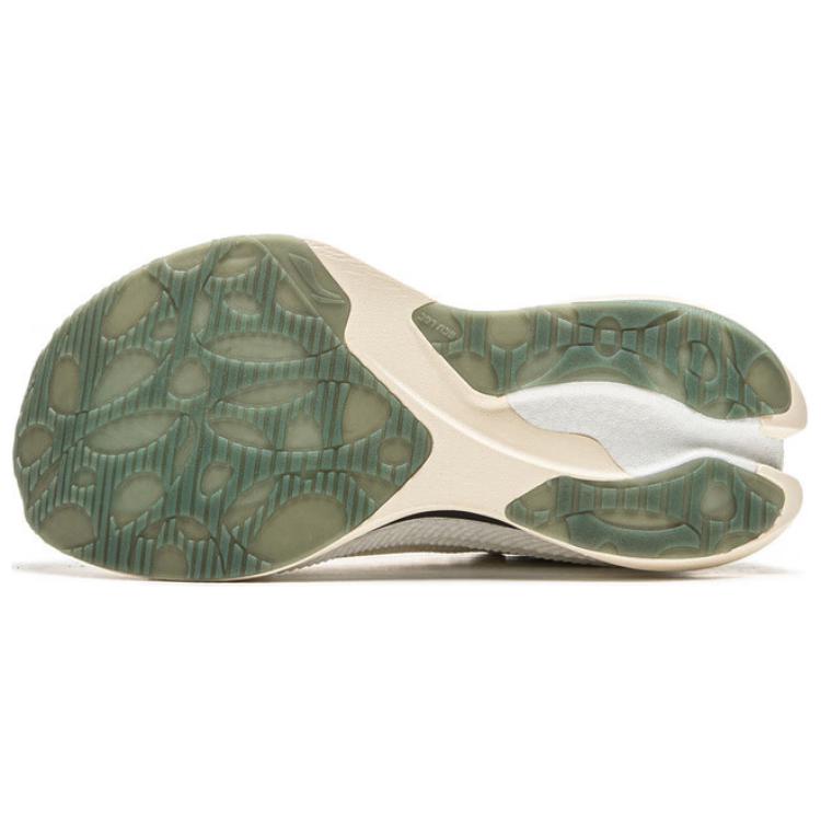 New LINING Yueying 4PRO Running Shoes Women's Low Top White ARHU014-1