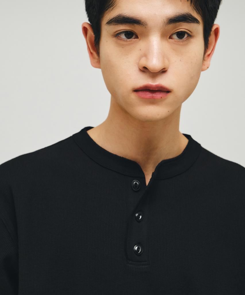 ECORR Waffle Henley Neck Crop Short Sleeve T-Shirt_Black