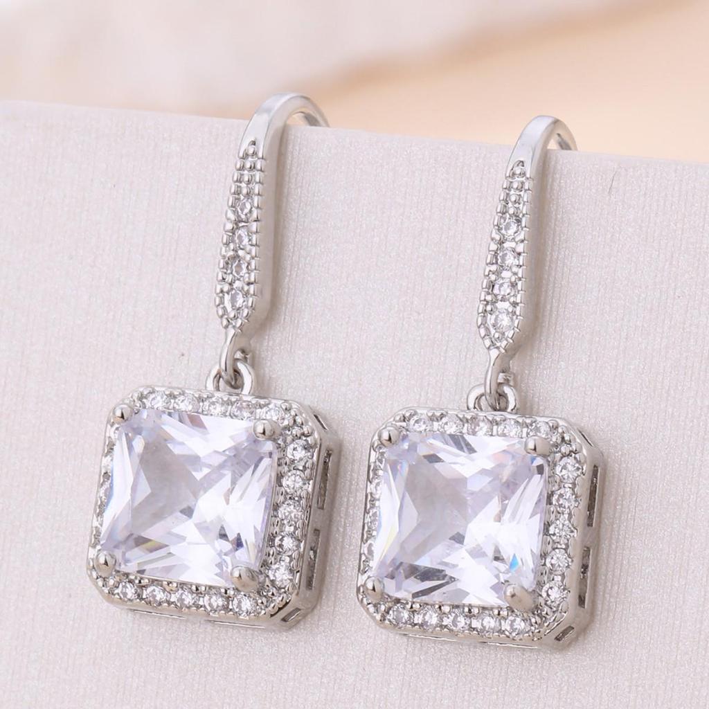 Pomegranate Red Square Zircon Vintage Geometric Earrings - Luxury Classic Dangle Style