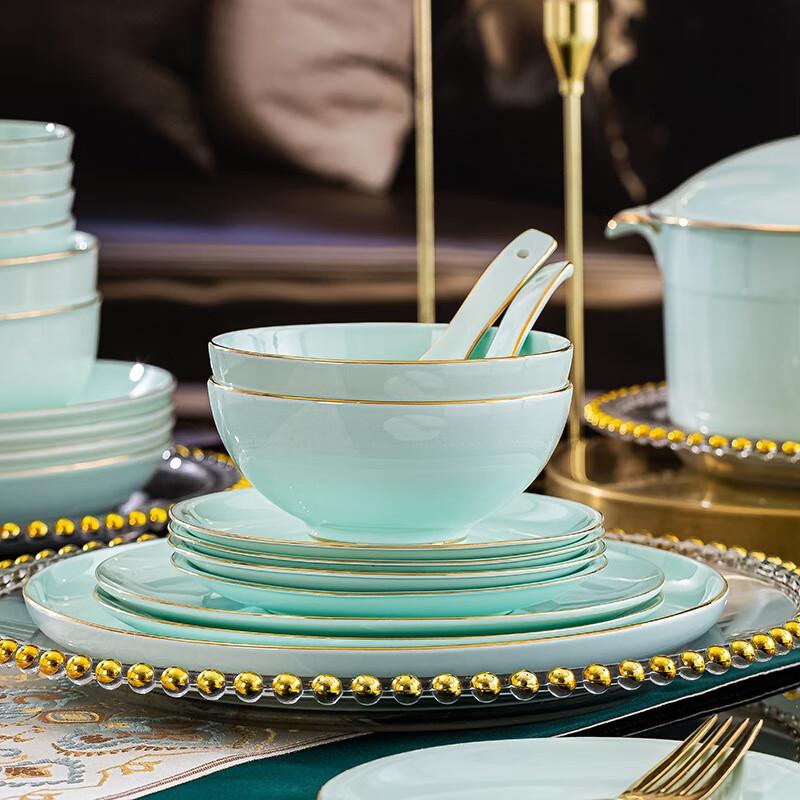 LISM Jingdezhen Underglaze Dinnerware Gift Set