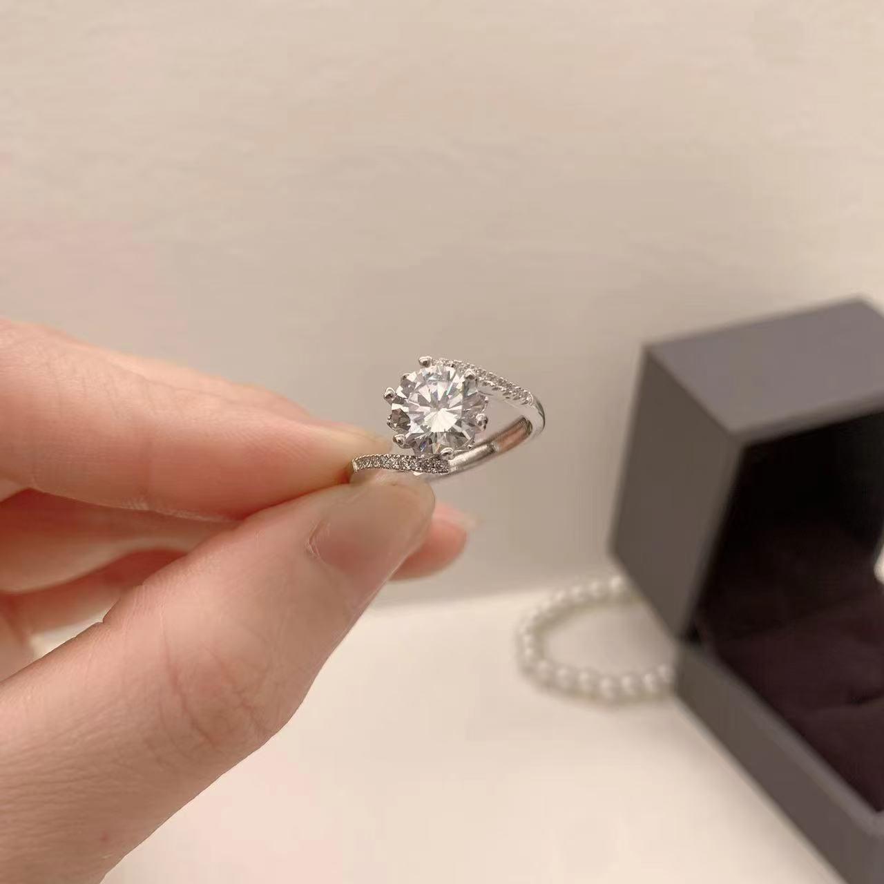 

Модное кольцо на указательный палец Xiangxu в стиле легкой роскоши: Уникальные стили для мужчин и женщин, идеально подходящие для свадеб