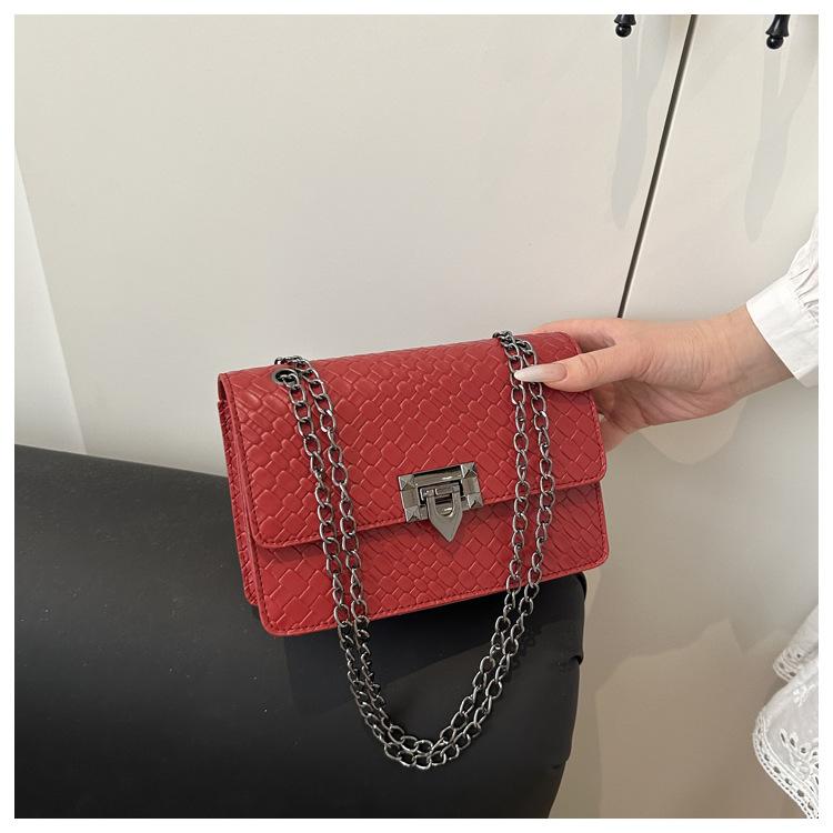 

2025 spring new stone pattern messenger women s bag chain small square bag street trend fashion zipper buckle square bag