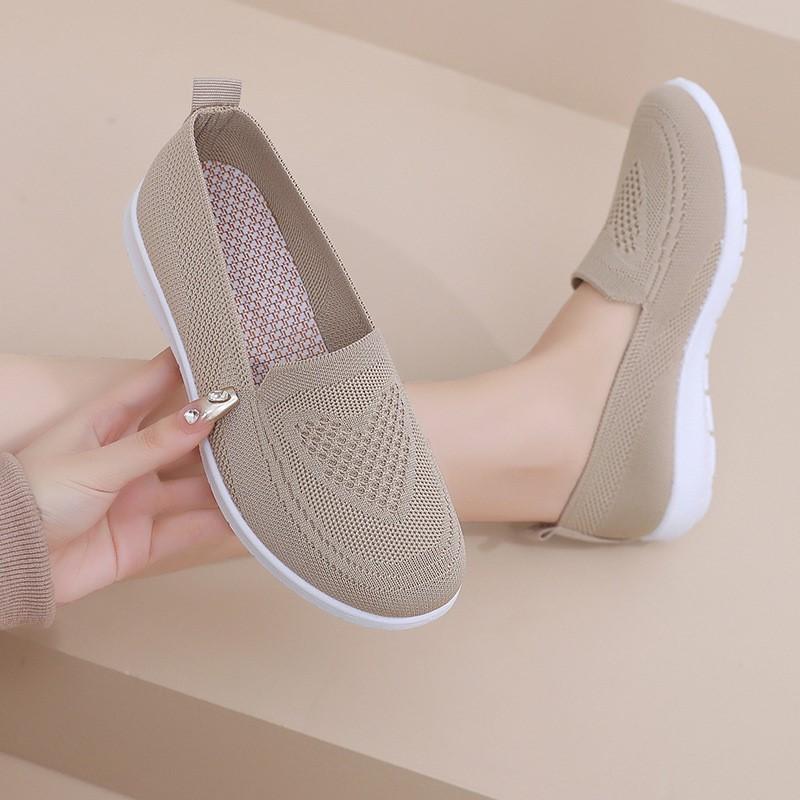 Fashion Crestar Leisure Flats Shoes For Women Summer New Hollowing Breathable Outdoor Walking Shoes Comfortable Soft Slip On Mesh Shoes