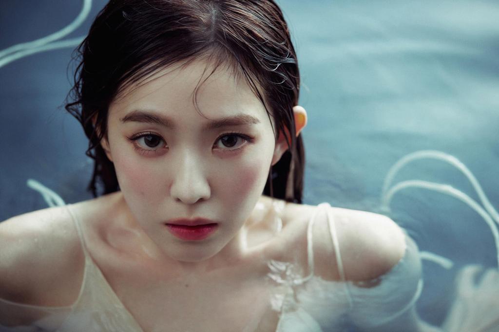 Red Velvet Irene Like A Flower 1st Mini Album with Tracking Sealed (Case Version)