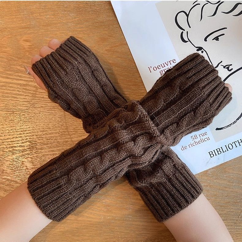 

Sleeves Winter Warm Long Sleeves Wrist Half Finger Design Touch Screen Fashion Decorative Clothing Accessories коричневий